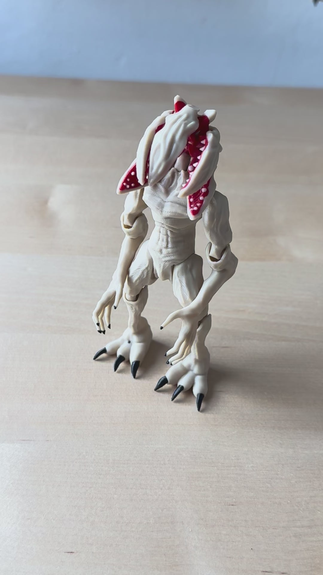 Cargar vídeo: Juguete Demogorgon Articulado